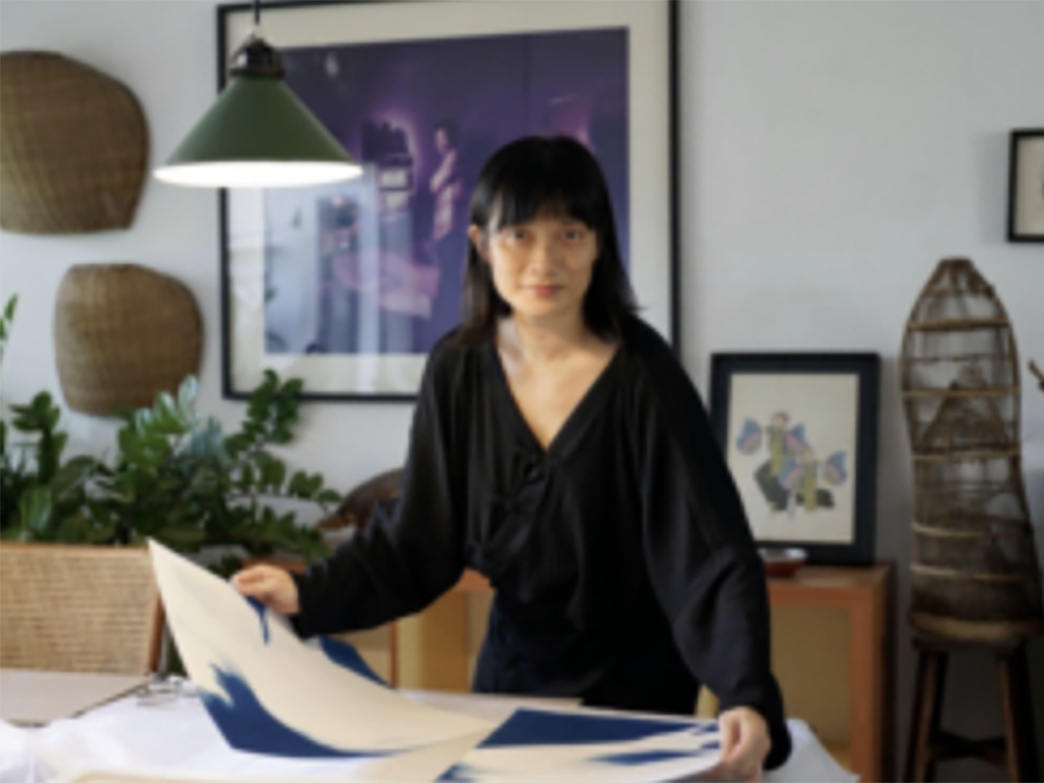 portrait of artist Wei Leng Tay