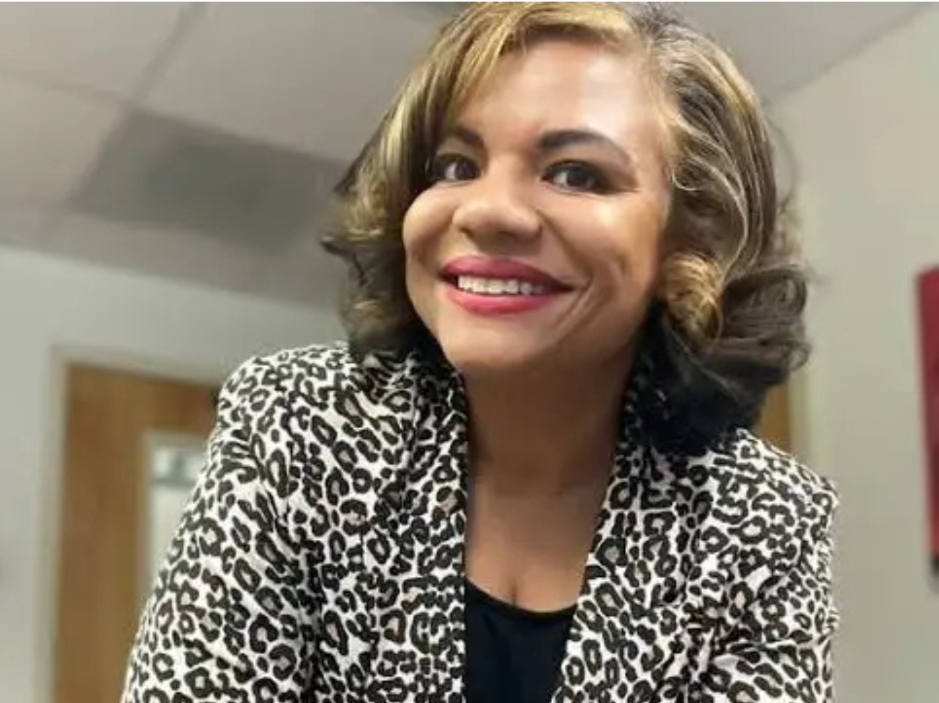Professional headshot of Dr. Jeanette Wade smiling.
